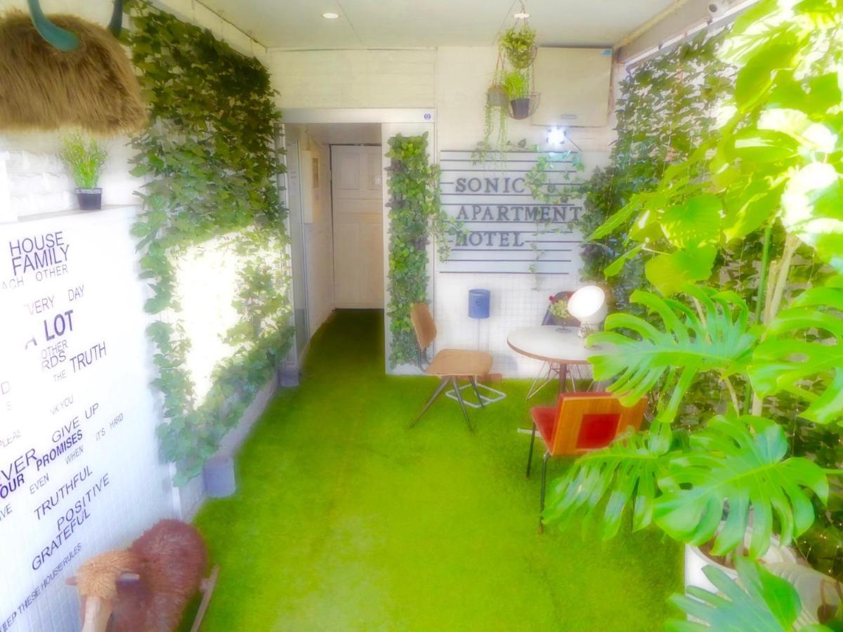 Sonic Apartment Hotel Dazaifu Bagian luar foto